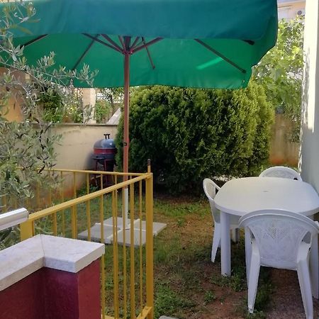 Kamenjak Free Bikes Apartment Premantura Ngoại thất bức ảnh