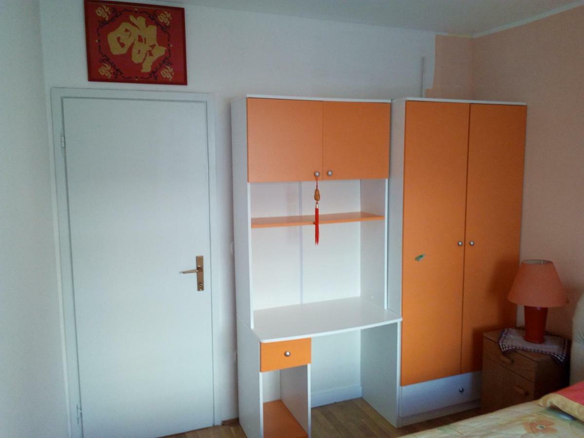 Kamenjak Free Bikes Apartment Premantura Ngoại thất bức ảnh